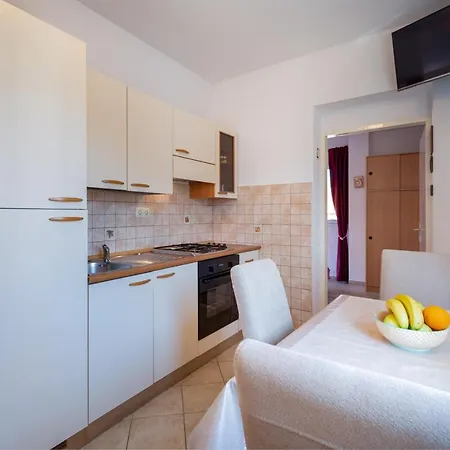 Appartement Cozy 1-bedroom Near The Center Of